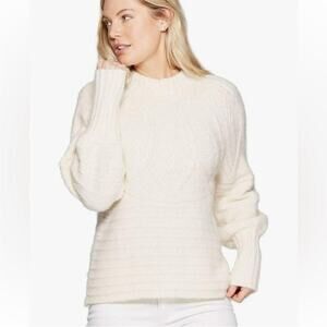 Universal Thread Ivory Puff Sleeve Sweater Crewneck Femme Heritage Cabin